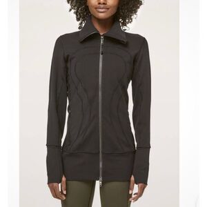 Lululemon In Stride Jacket | Black in 4